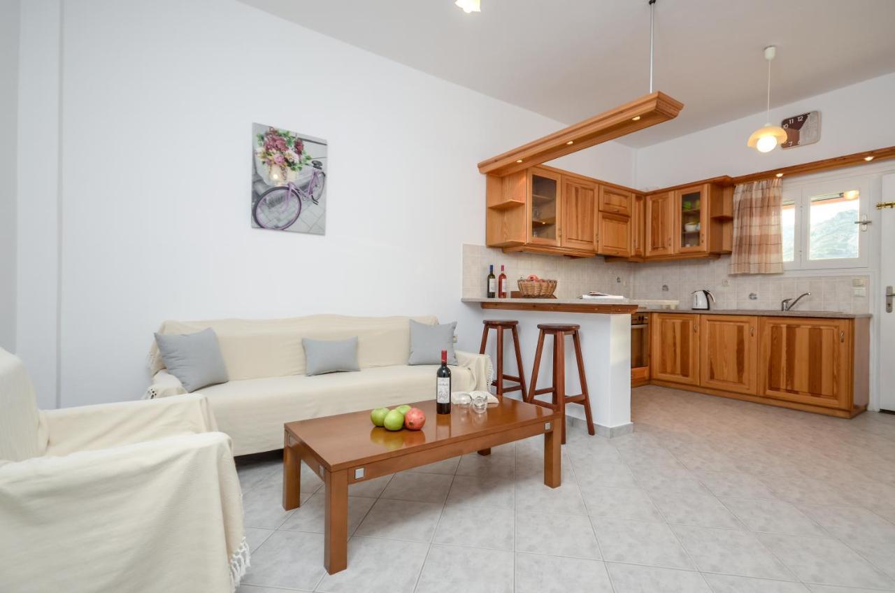 Bernie House Apartment Melanes ภายนอก รูปภาพ