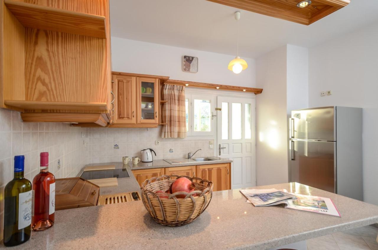 Bernie House Apartment Melanes ภายนอก รูปภาพ