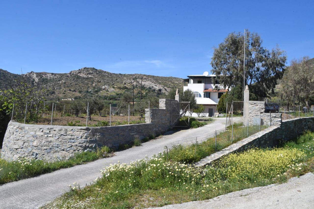 Bernie House Apartment Melanes ภายนอก รูปภาพ